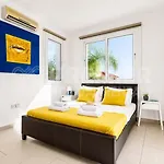 Dafni فيلة بروتاراس