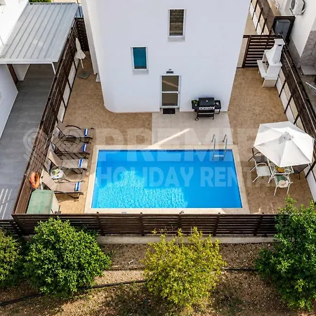 וילה Dafni פרוטאראס